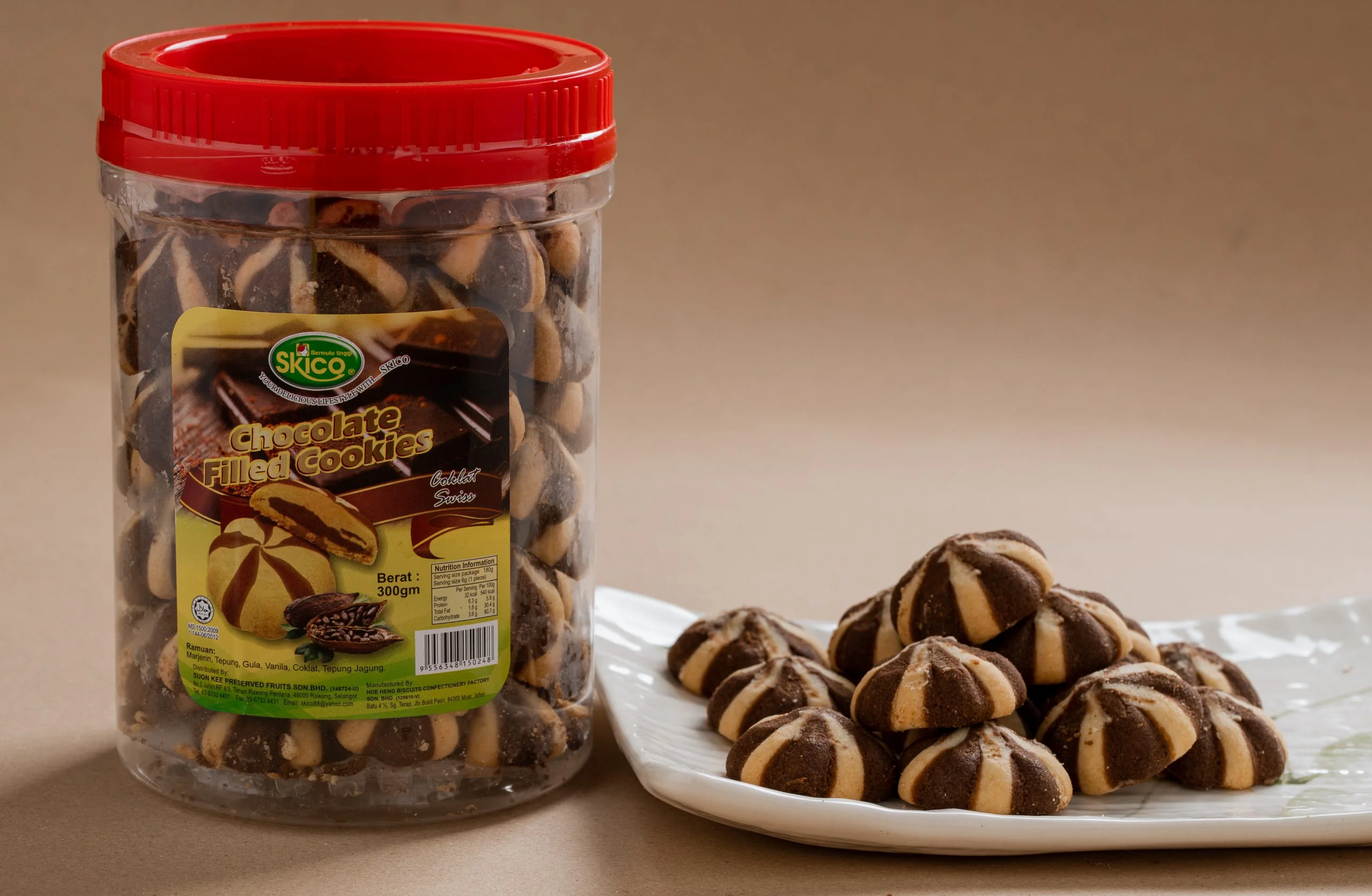 JAR Chocolate Filled Cookies 300g